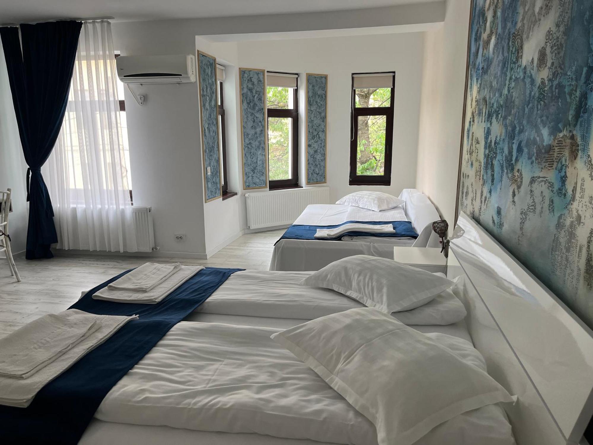 Casa Ciuc Hotel ซีบิว ภายนอก รูปภาพ
